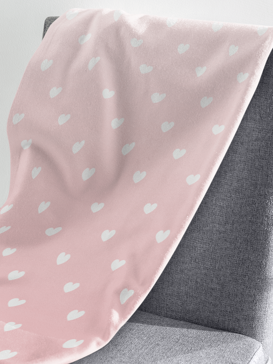 Heartfelt Gradient Comfort-Touch Throw Blanket – Hypoallergenic Comfort for Any Space product image (3)