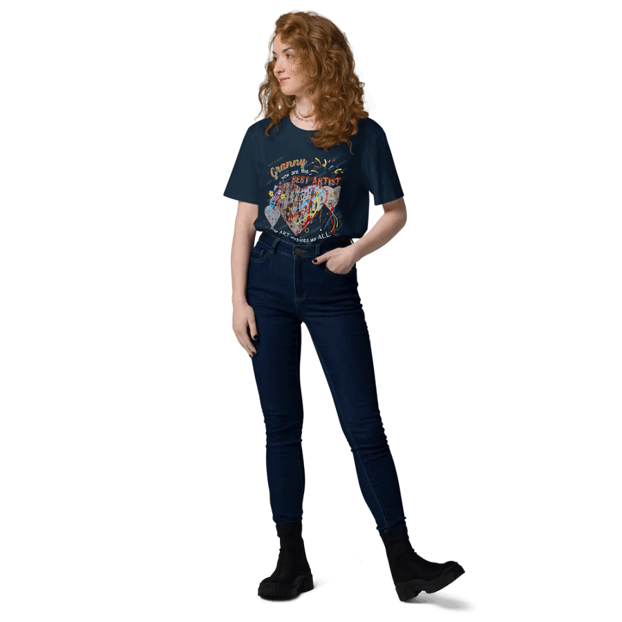 T shirt grandma depicting ‘Granny’s art is the best” you inspire us all. Perfect gift from grandchildren, product image (4)