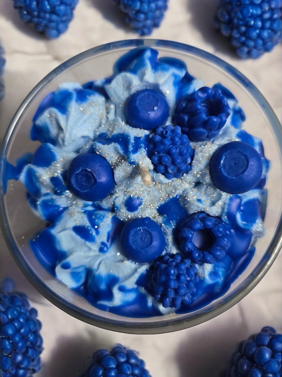 Berry Blue Raspberry Blast 11oz product image (3)