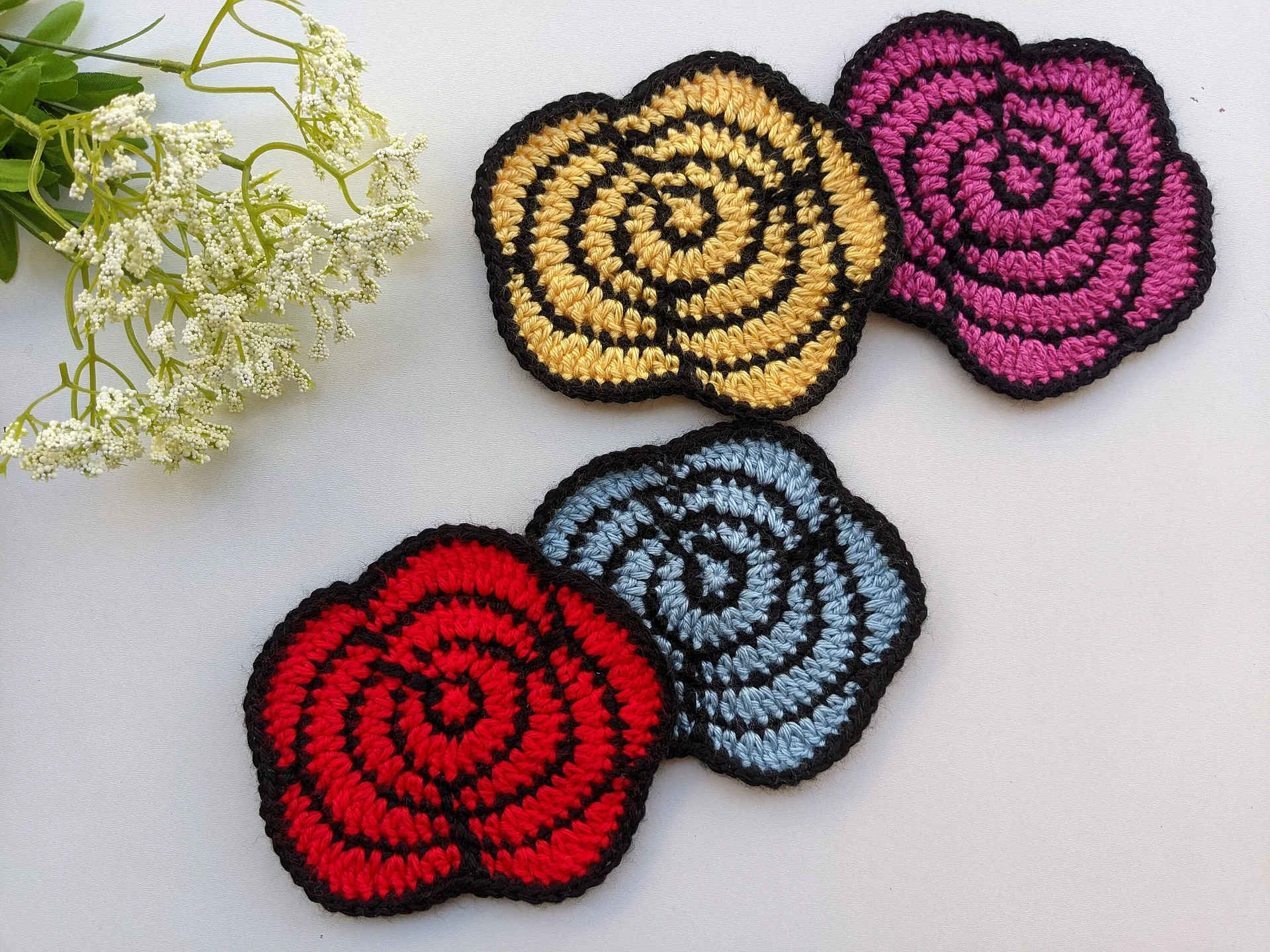 Crochet Two-Color Rose Pattern product image (5)