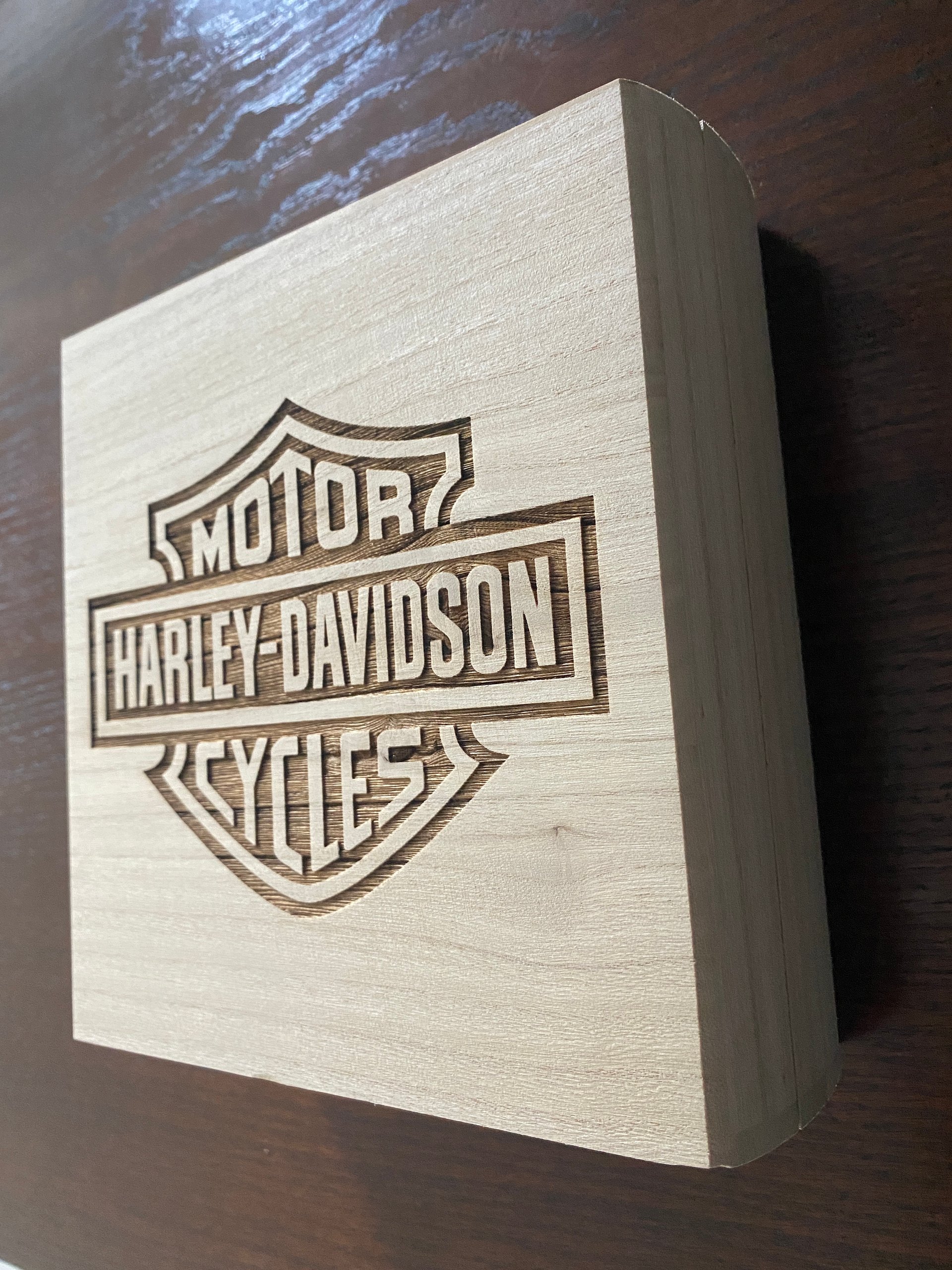 Wood Box Engraved with Harley-Davidson Logo. product image (3)