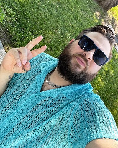 It’s cancer seasons baby ♋️ #pride #gaypride #lgbt #bear