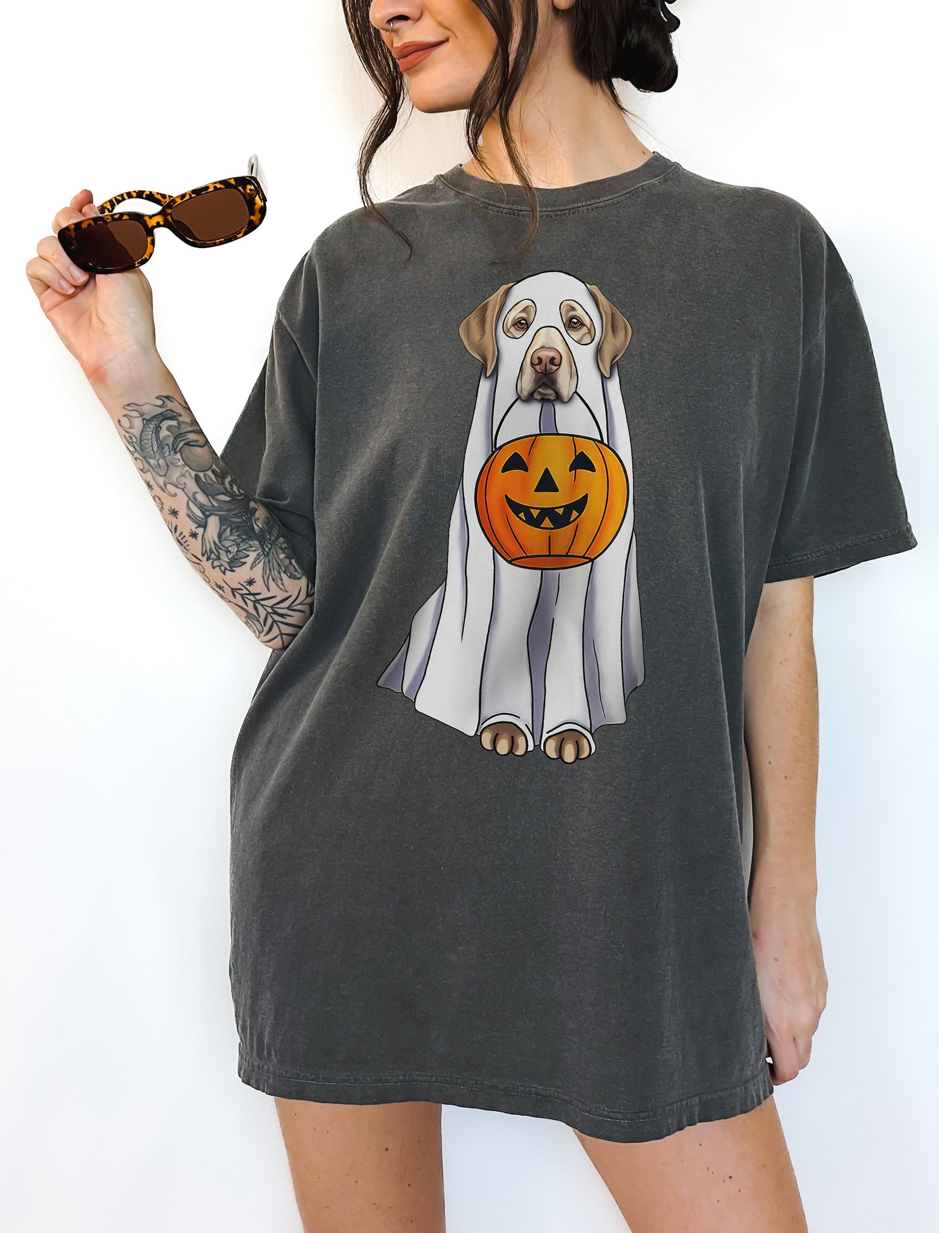 Labrador(Yellow) Halloween Tee | Funny Fall & Halloween Labrador Wearing a Ghost Costume with a Pumpkin Basket product image (6)