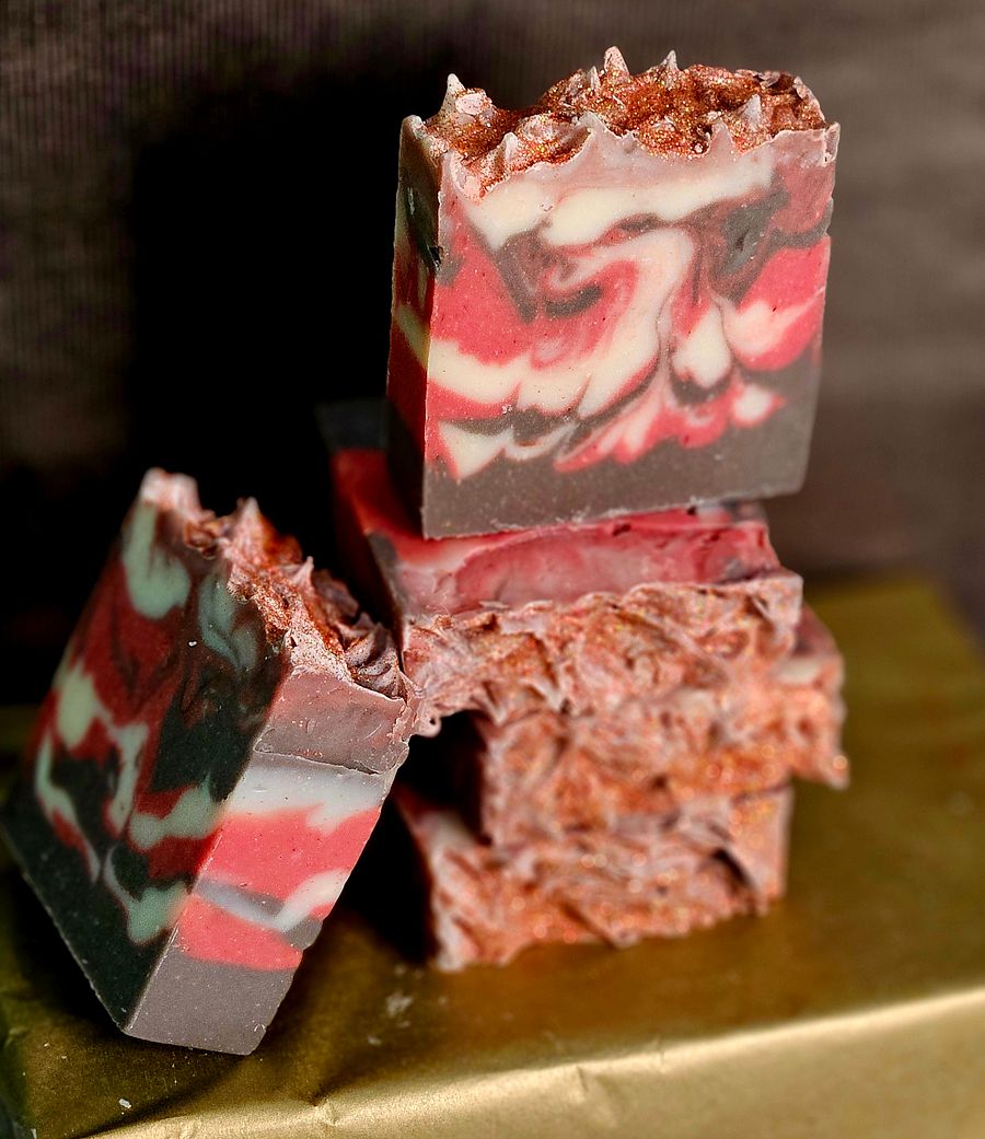 Bonfire - Sweet, smokey, marshmallowy product image (4)