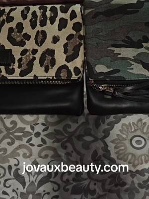 These hand bags are too cute! They are perfect for date night, makeup, or just everyday use! #fyp #fypシ #beauty #handbag #jovaux #jovauxbeauty #