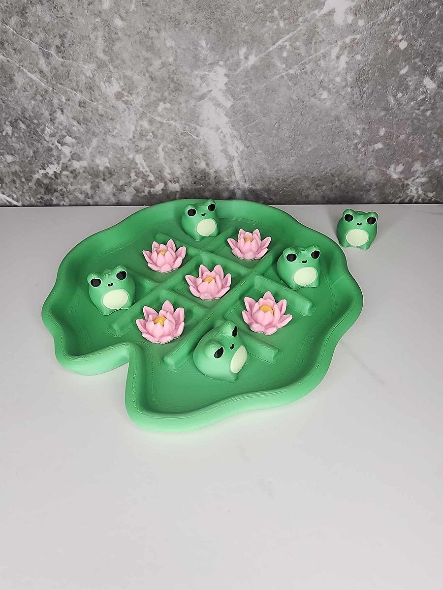 Frogs and Lily Pad Tic Tac Toe product image (1)