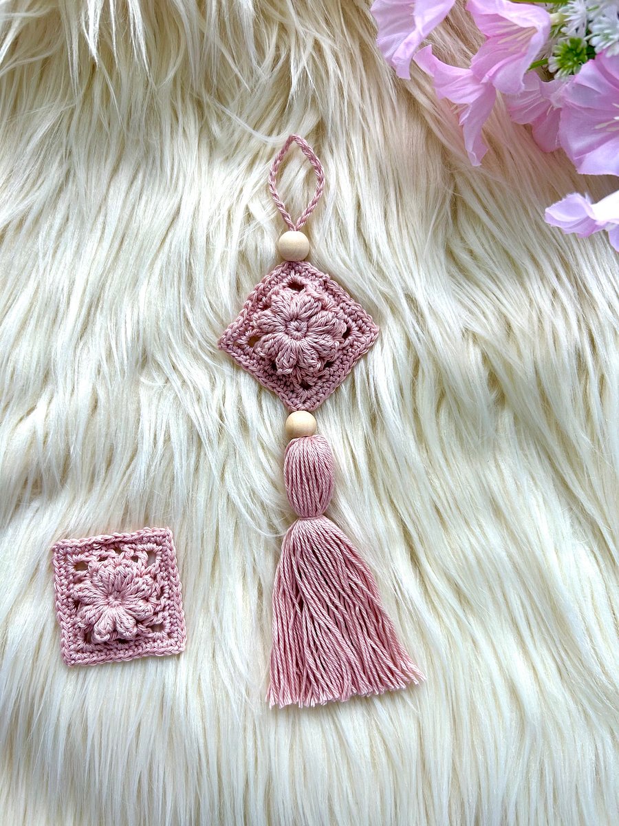 Lace Crochet Bag Charm PDF Ebook product image (3)