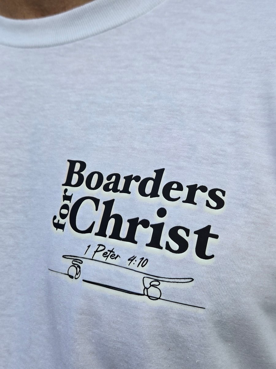 Gift a tee product image (1)