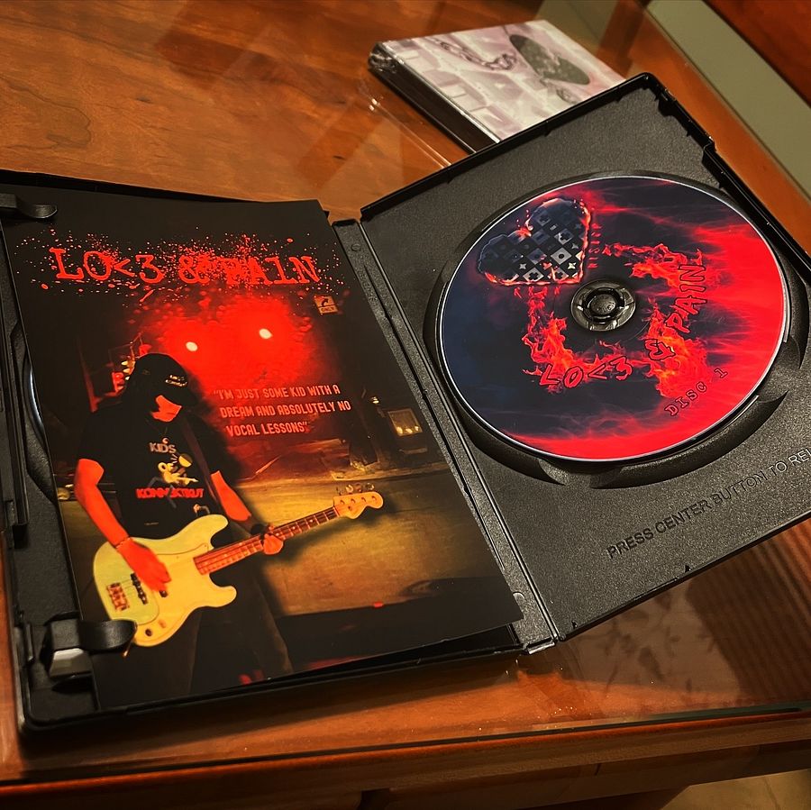 ‘L0<3 & PA1N’ Official CD Set product image (7)