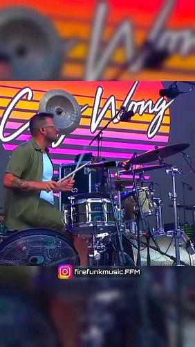 that PIANO SOUND 😮😮

‘Smokeshow’ - Cory Wong LIVE 🔥
Follow @firefunkmusic for more music gems 💎

#funkmusic #firefunkmusic #j...