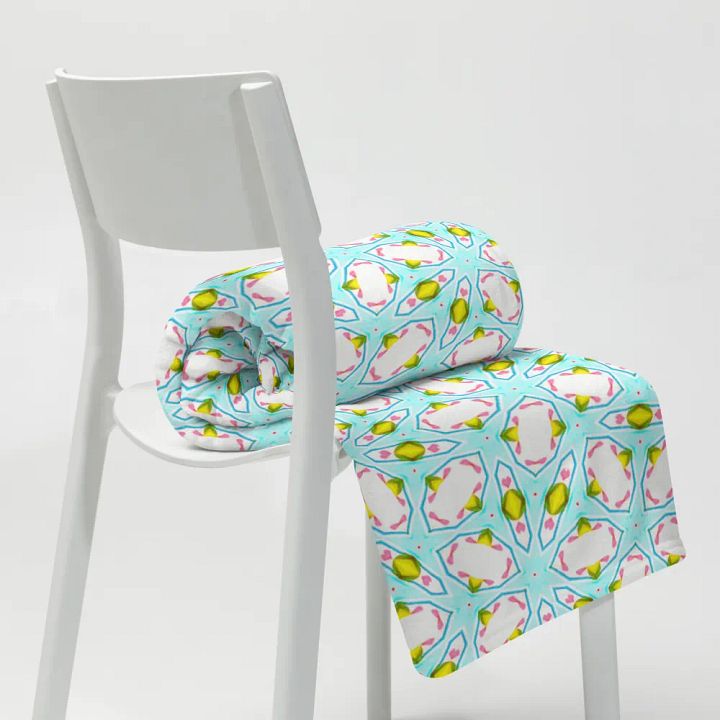Colorful Diamond & Heart Throw Blanket product image (1)