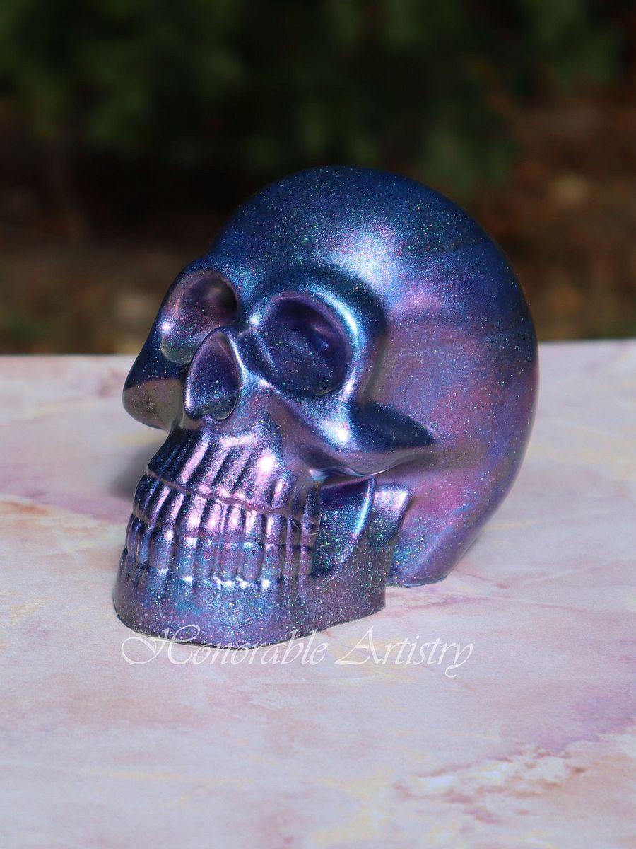 Blurple Colorshift Resin Skull product image (3)
