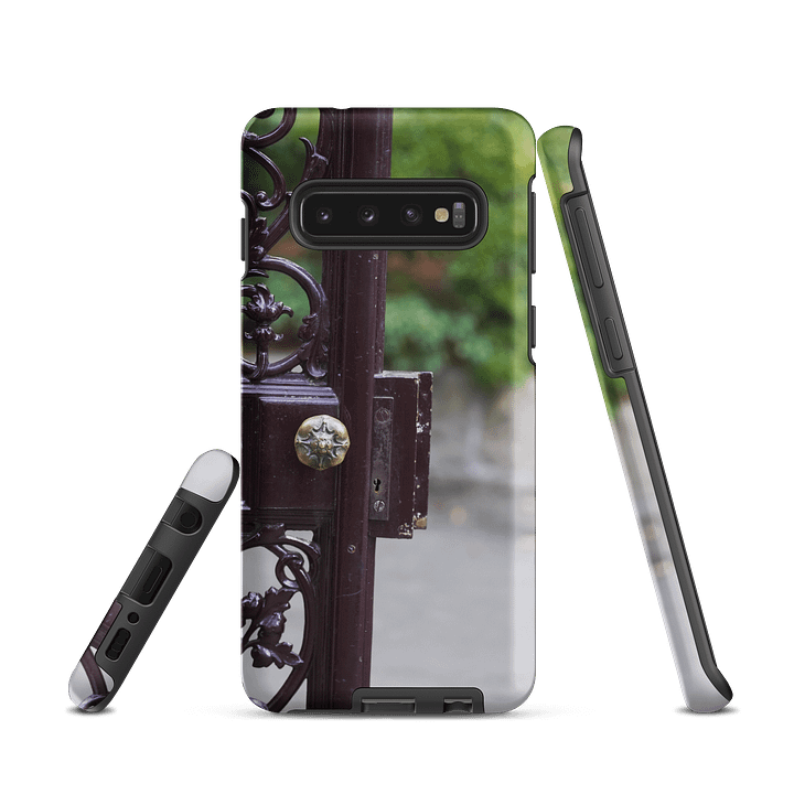 Gate Phone Case product image (1)