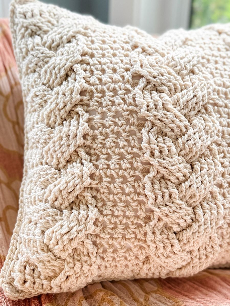 Cozy Cottage Cable PIllow Crochet Pattern product image (4)
