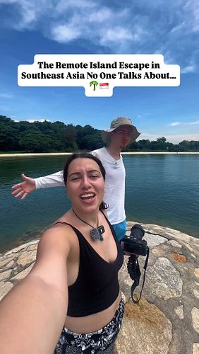 Most people don’t realise you can visit a secluded island in Singapore for just 12 SGD, and it feels like you’ve left the wor...
