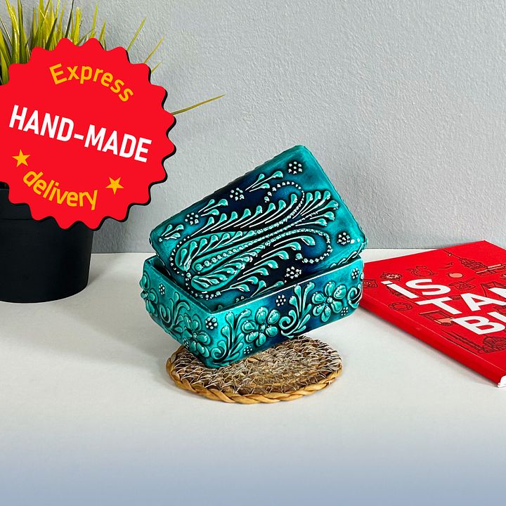 Ceramic jewelry box, turquoise/green/emerald — handmade pottery product image (1)