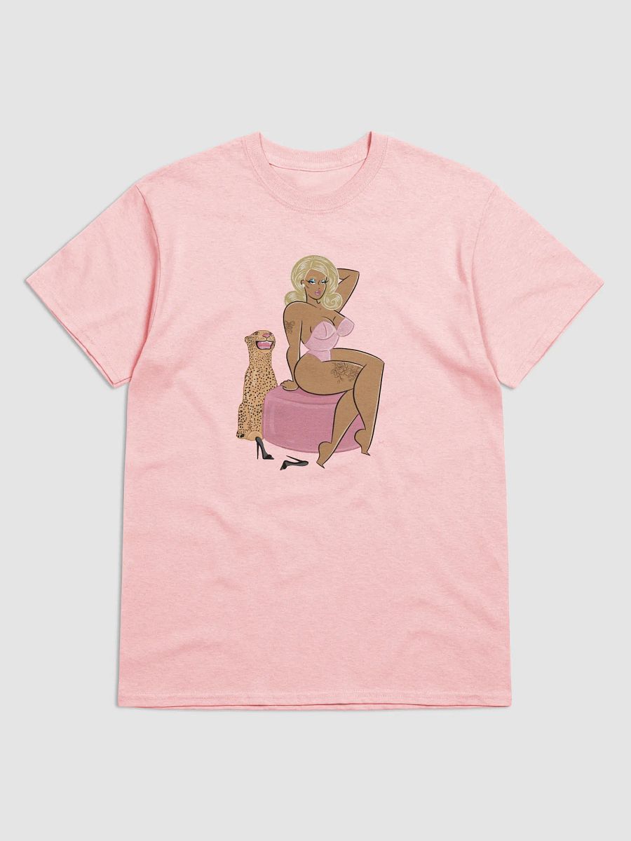 Fashionista t-shirt product image (3)