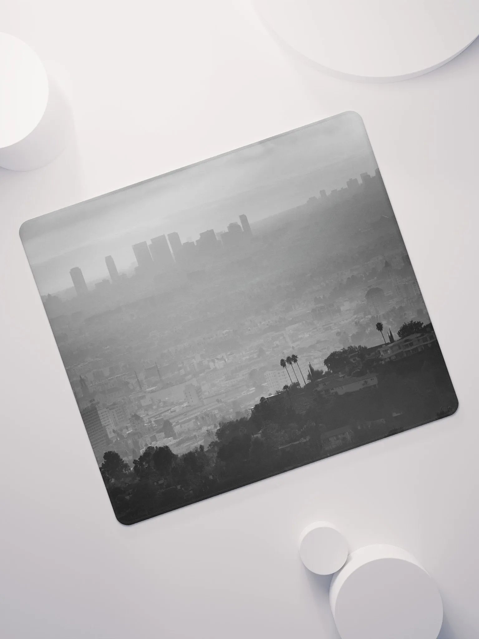 Game Pad - Los Angeles product image (11)