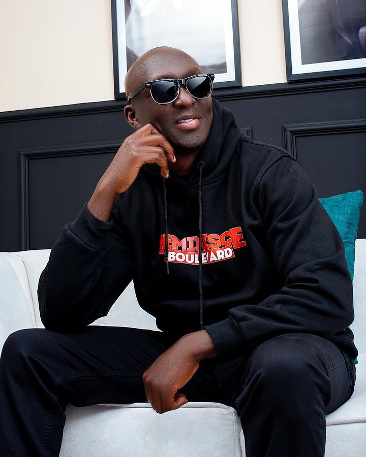 Reminisce Boulevard Unisex Hoodies product image (1)