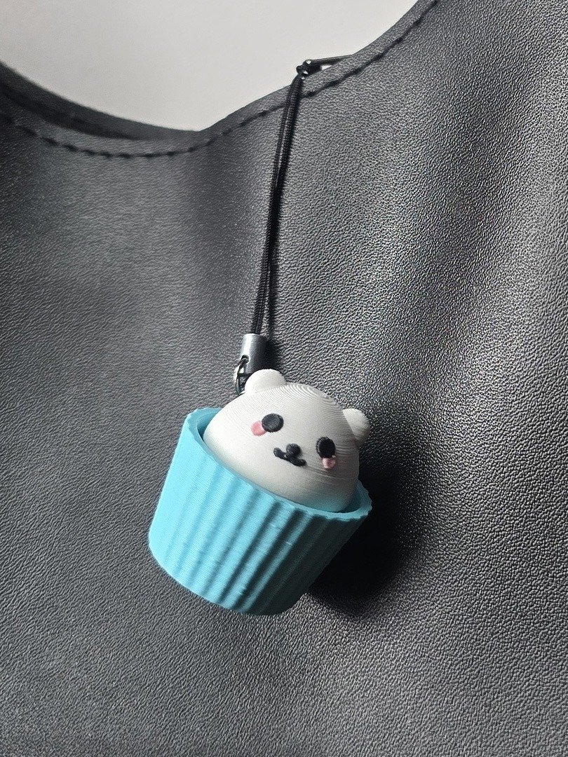cupcake clicky keychain product image (4)