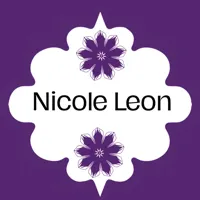 Nicole 