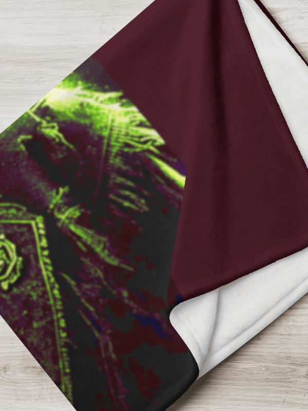 Kryme's Shadow Cloak Blanket product image (6)