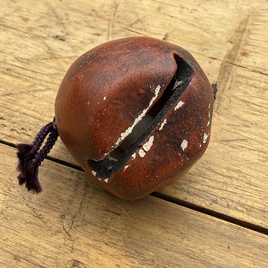 🎎 Vintage Ceramic Daruma Bell – Zen Folk Art from Showa Japan – Japan Antique Roadshow product image (3)