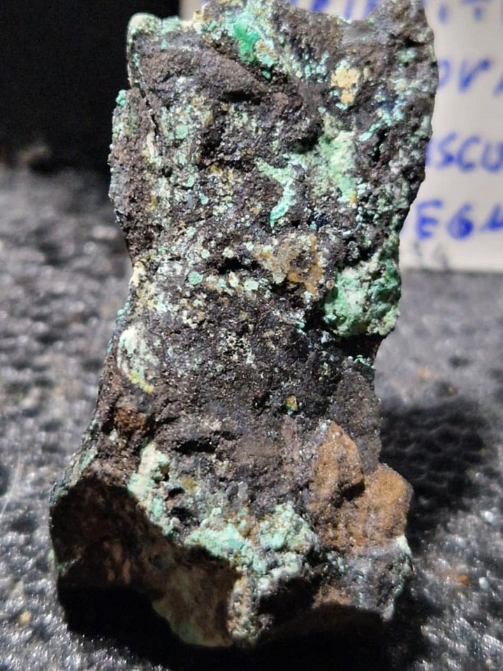 Serpierite product image (1)