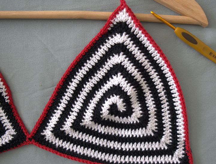 Swirly Whirl Crochet Top product image (2)