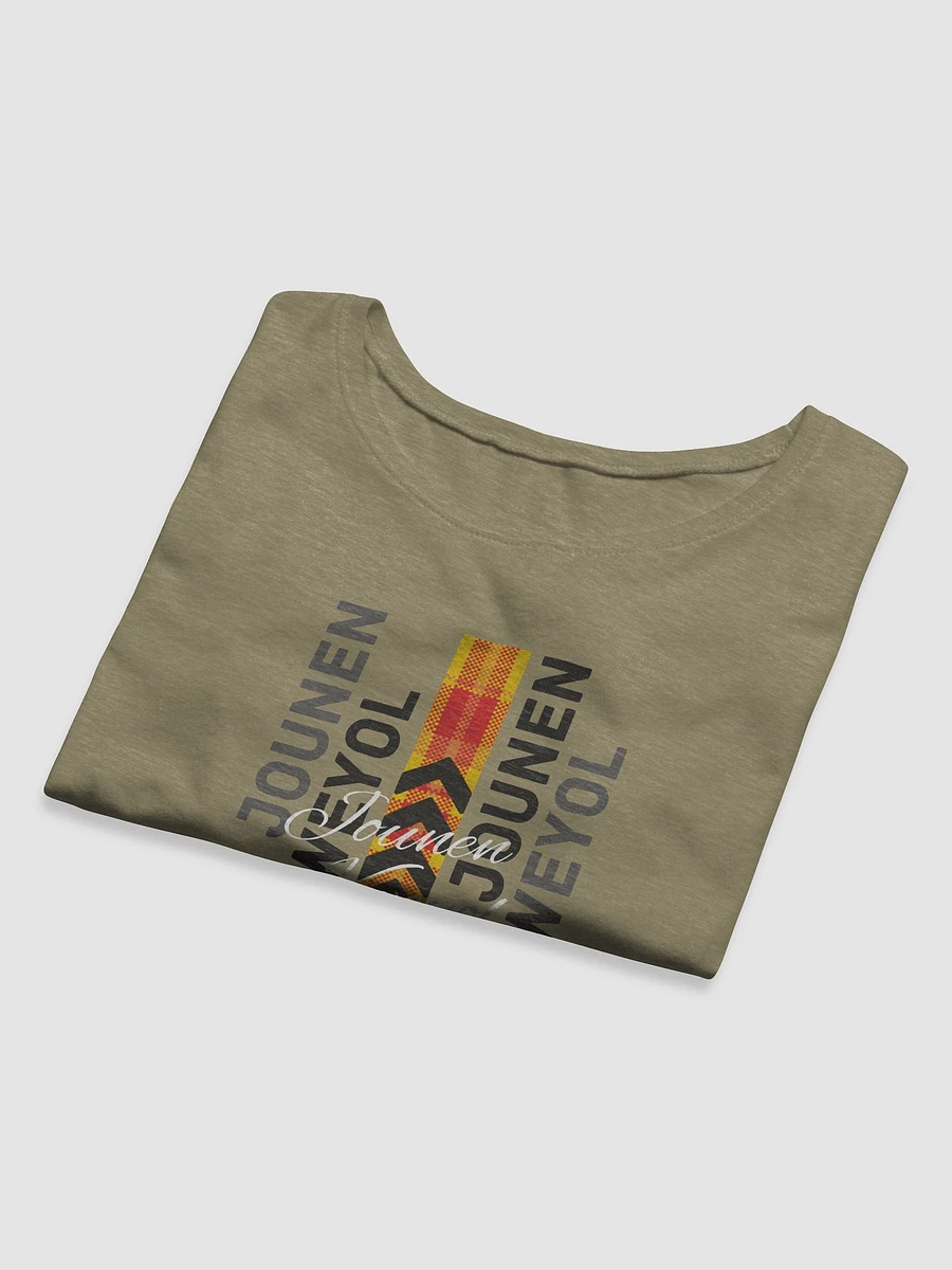 Kweyol Graphic Women's Crop Tee product image (8)