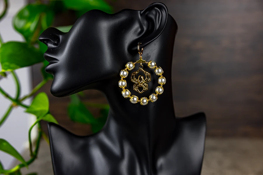 Spider's Web Earrings product image (2)