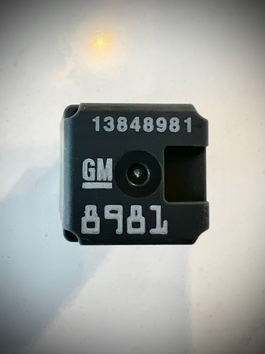 Modified LT4 Camaro ZL1 & ZL1 1LE Intercooler Pump Relay product image (10)