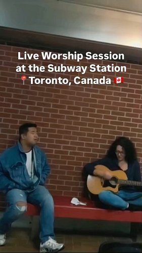 Live worship at the subway station in Toronto, Canada 🇨🇦 God be praised! #christian #torontosubway #goodnessofGod #liveworshi...