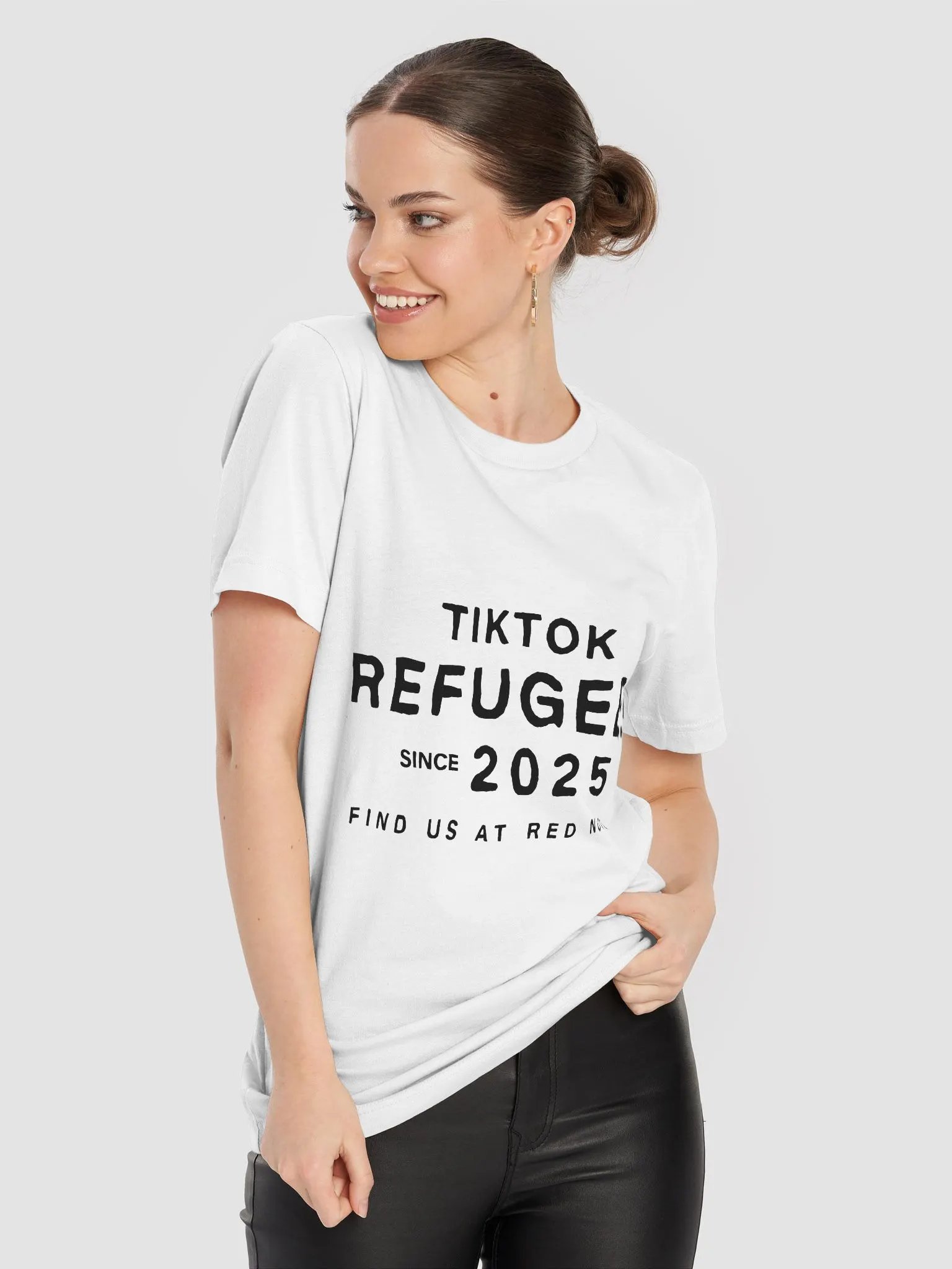 TikTok Refugees Iconic Comfort Tee product image (8)