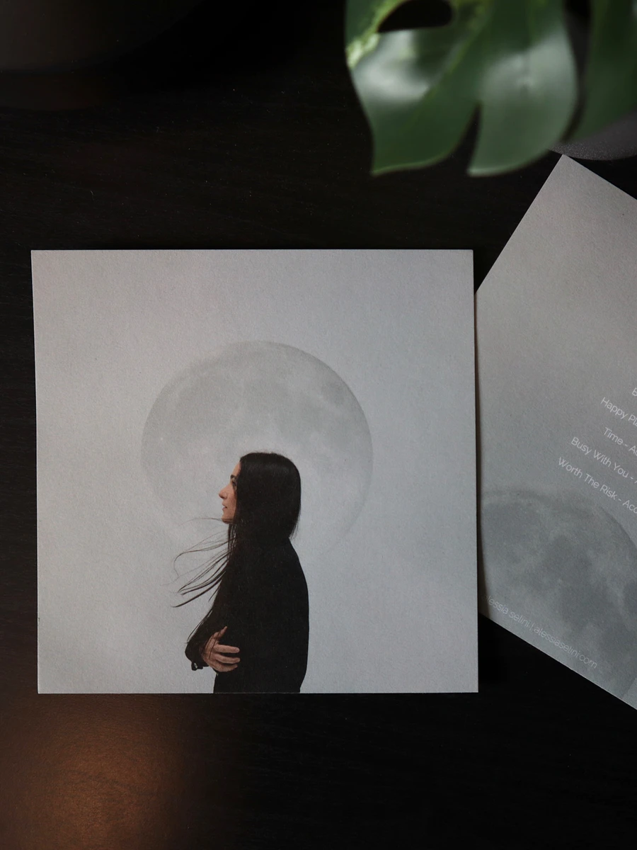 Looking At The Moon (Deluxe Edition) Card - Limited Edition product image (3)