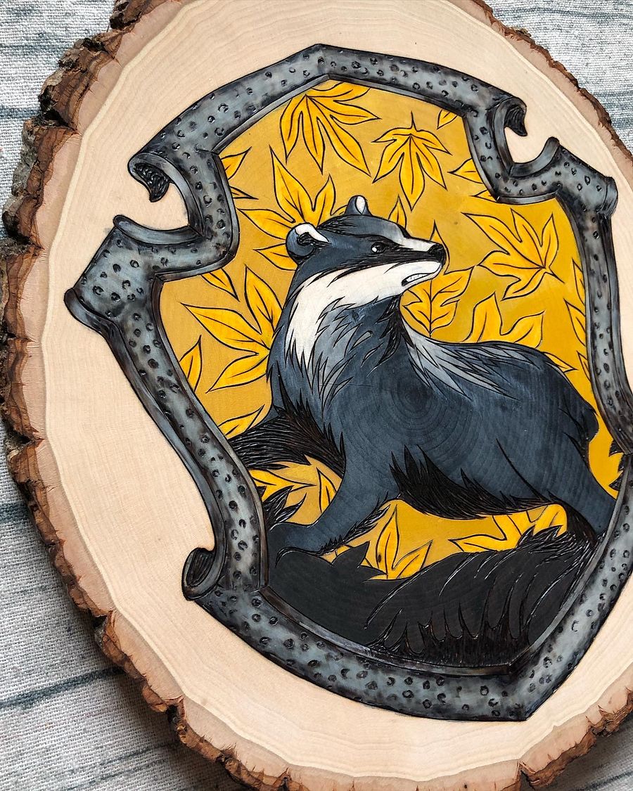 Hufflepuff Hogwarts House Crest product image (4)