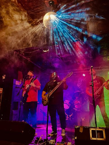 Discotheque. 🪩

📸: @beepbeepbean 

#HEMI #HEMIMUSIC #metalshow #metalconcert #livemetal #heavymetal #metalband #metalheads
#m...