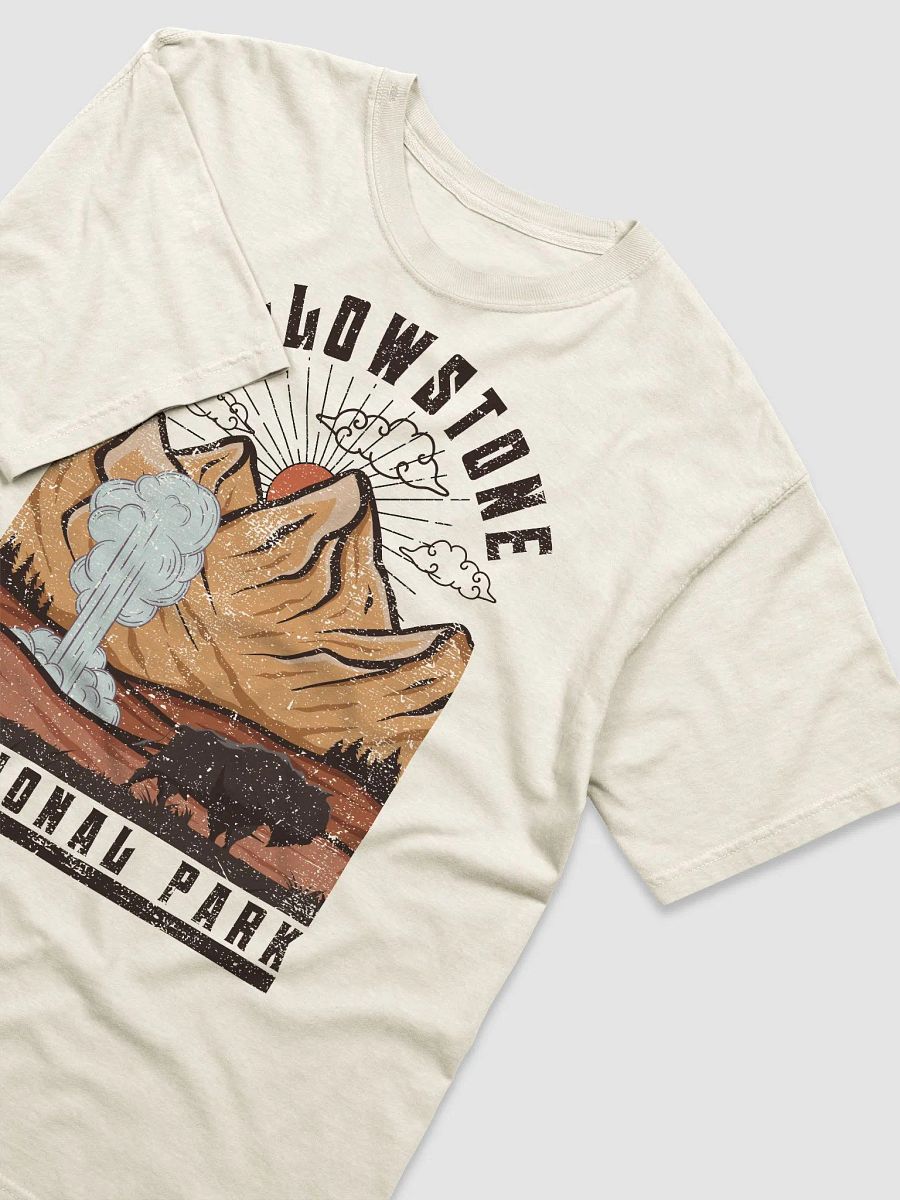 Yellowstone National Park, Wyoming Tee | Retro-Style Grunge Western T-Shirt for Travel and Road Trips product image (12)