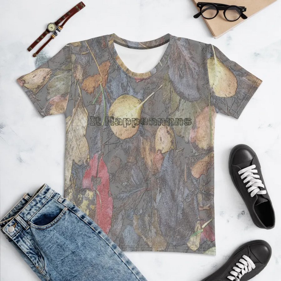 Women's Crew Neck T-Shirt - MossyOak - It Happennnns Camo product image (10)
