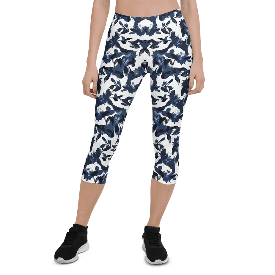 Wild Waves | Capri Leggings product image (1)