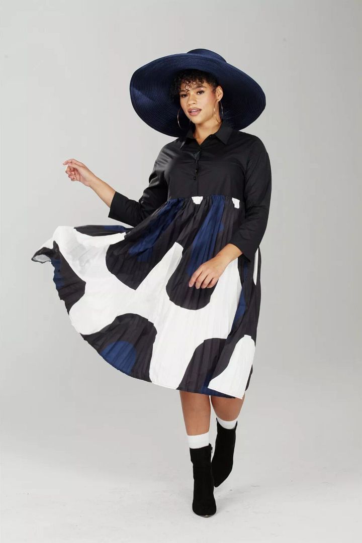 Luxe Moda Pleated Print Collared Dress Black, White & Navy product image (1)