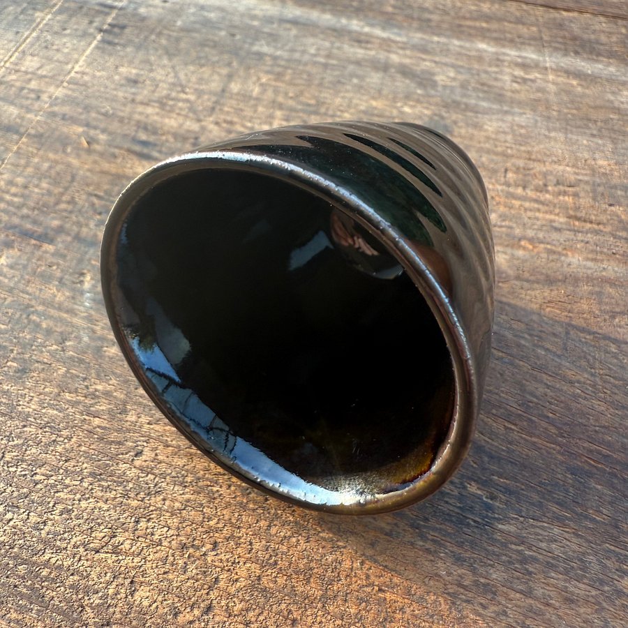 🎎 Vintage Japanese Sake Cup – Deep Glazed Ceramic (Showa Era) – Japan Antique Roadshow product image (3)