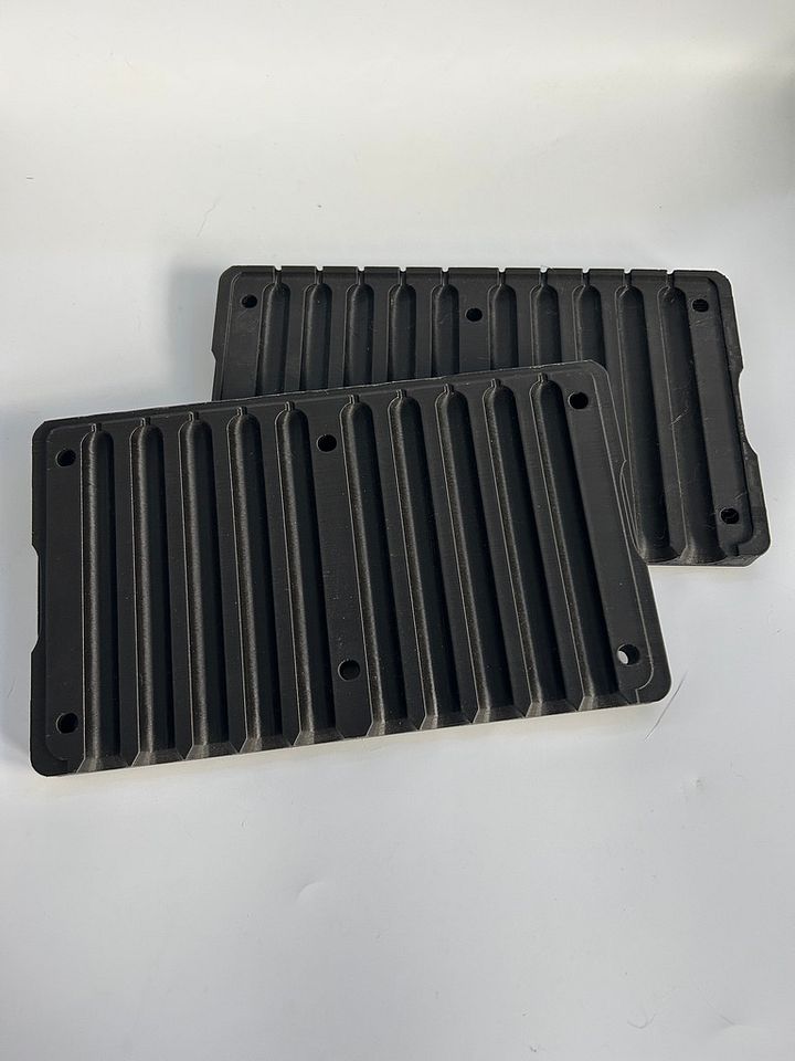 32 Gauge RoundCap 10-Slot Mold (B-Stock) product image (1)