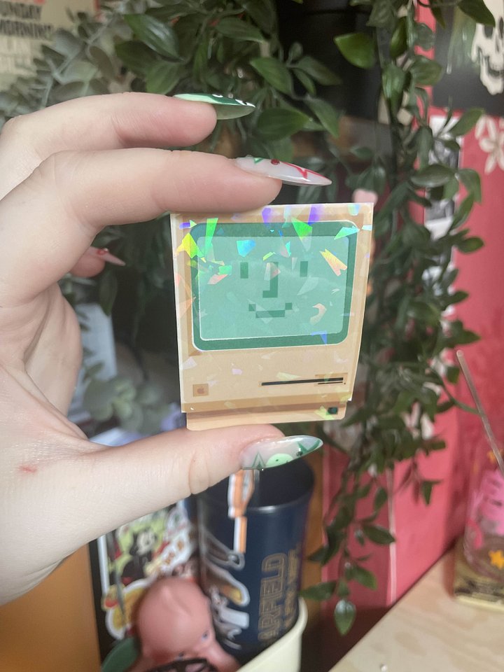 Holographic Pc product image (2)