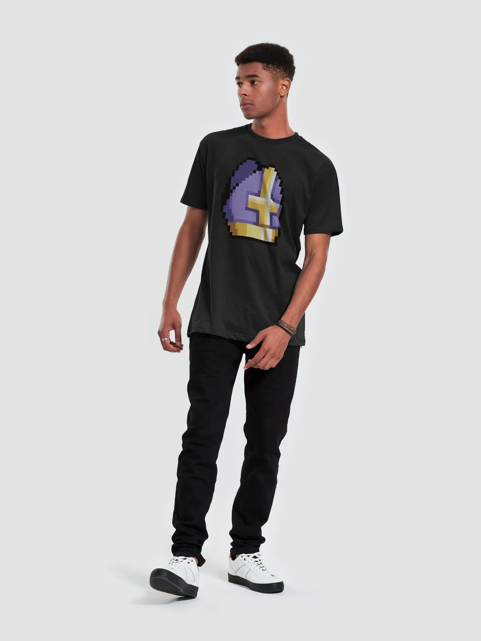 Pope's hat on a shirt product image (36)