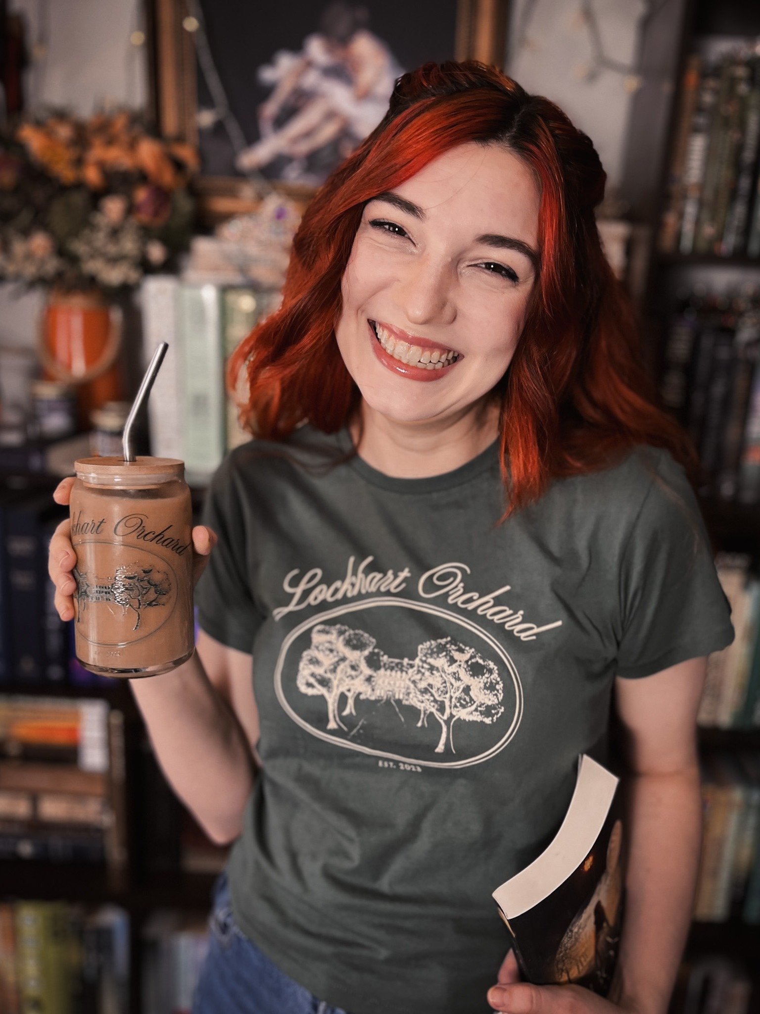 Lockhart Orchard High-Waisted T-Shirt product image (2)