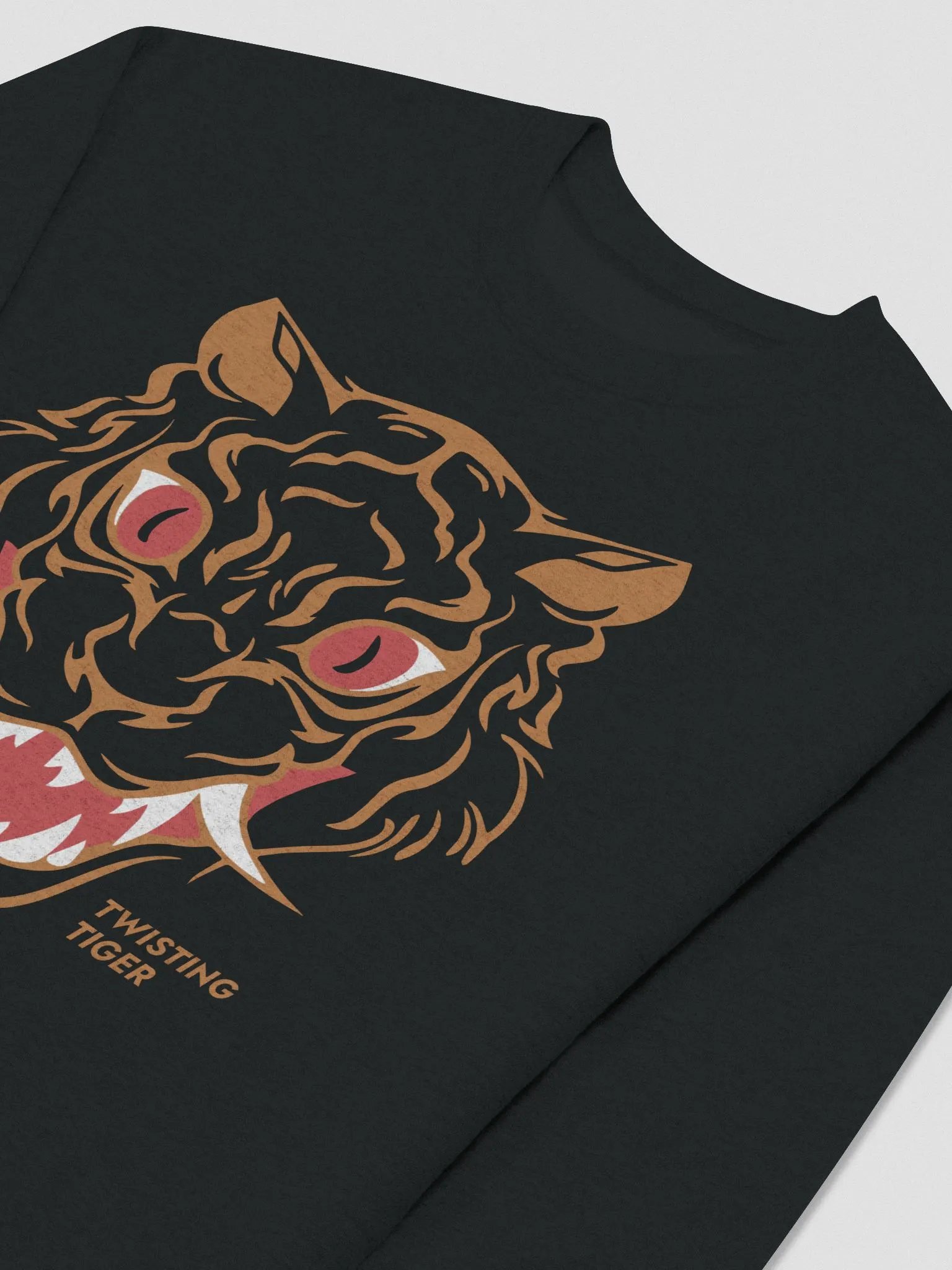 Twisting Tiger Crew Neck Sweater product image (3)