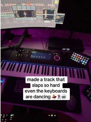 gear needs to get back to WORK #producer #songwriter #beats #femaleproducer #electronicmusic