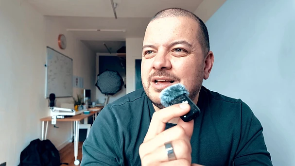 Video thumbnail