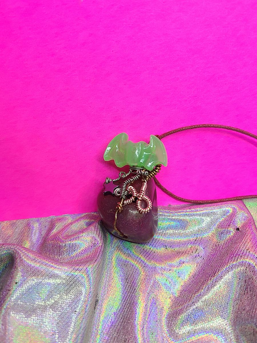 Glow in the Dark Bat Wire Wrapped Agate Pendant product image (4)